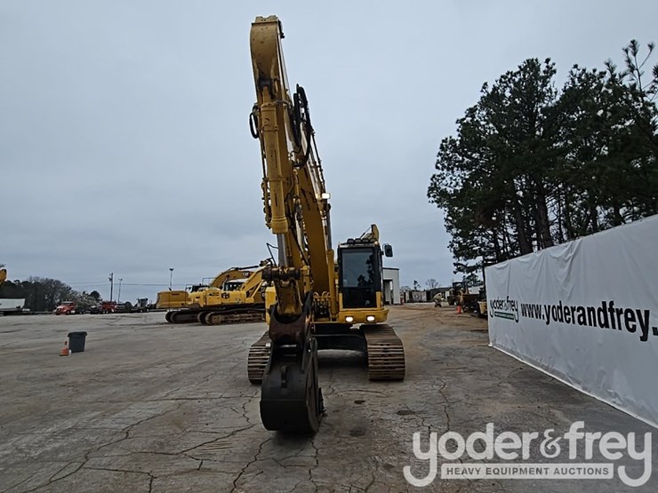 2019-komatsu-pc228us-lc-image-8