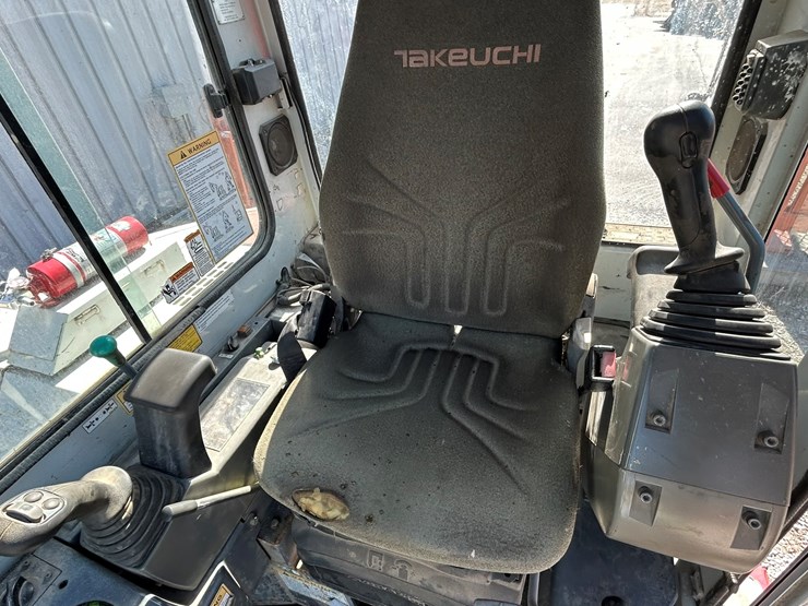 takeuchi-tb180fr-image-61