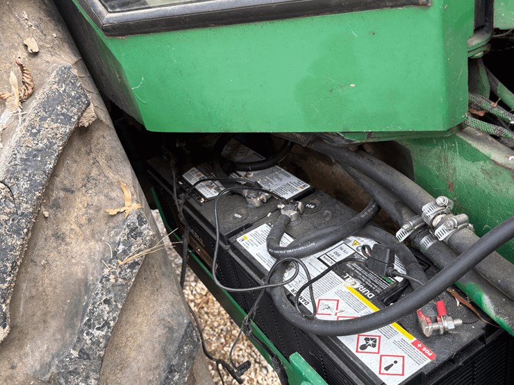 1974-oliver-2255-image-14