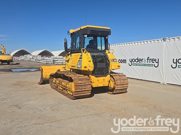 2018-komatsu-d51px-24-image-3