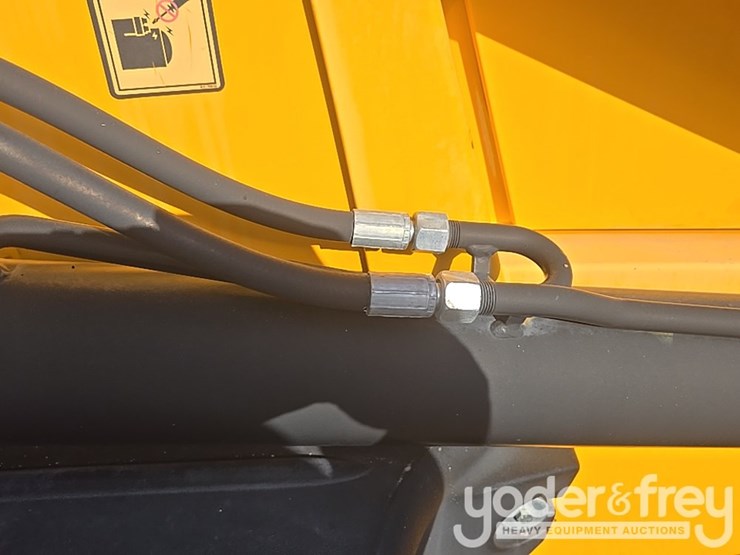2017-jcb-3cx-image-43