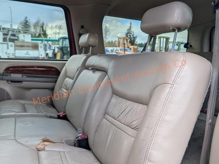 2000-ford-excursion-limited-image-29
