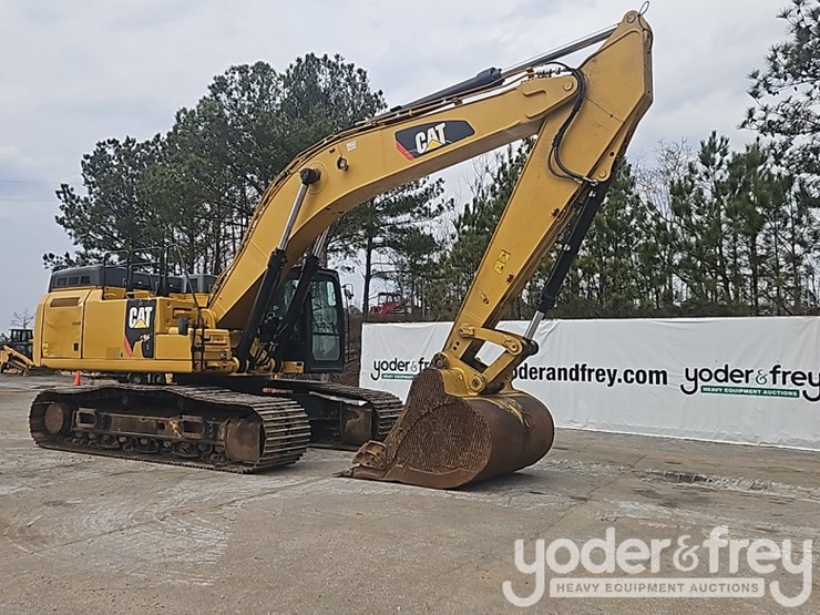 2018-caterpillar-349fl-image-11