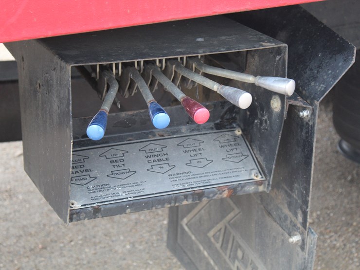 2007-ford-f650-image-8