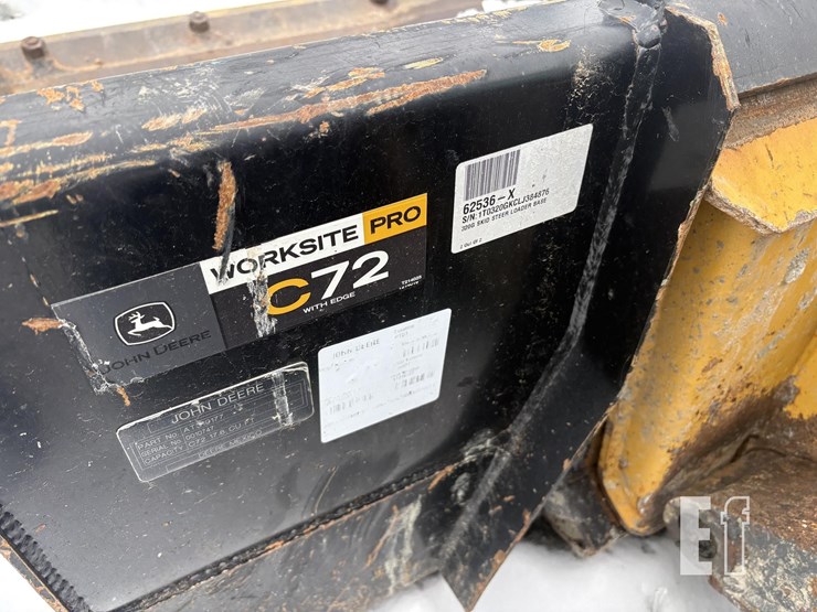 2020-deere-320g-image-15