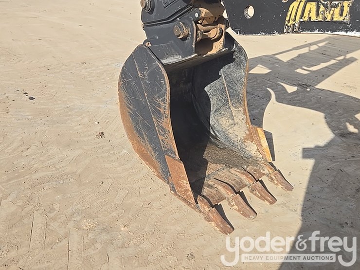 2017-jcb-3cx-image-17