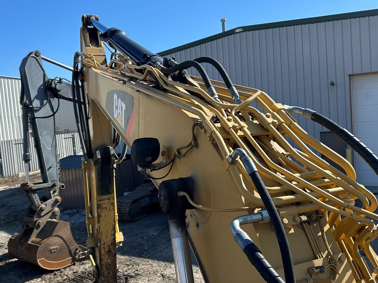 caterpillar-c4.4-image-37