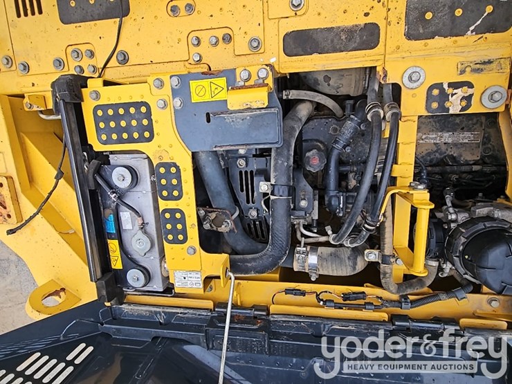 2019-komatsu-pc228us-lc-image-28