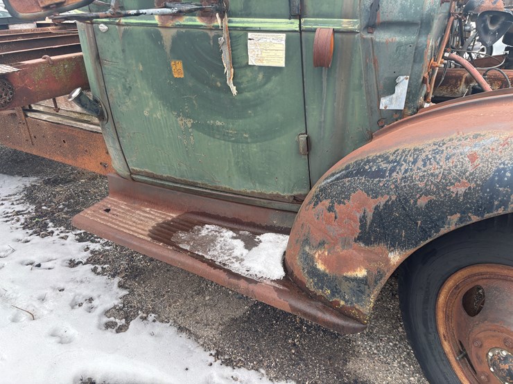 #2255-•-1941-chevrolet-flatbed-dump-truck-image-14