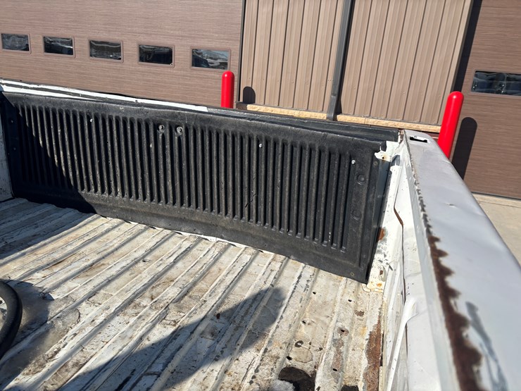 2005-chevrolet-2500-image-23