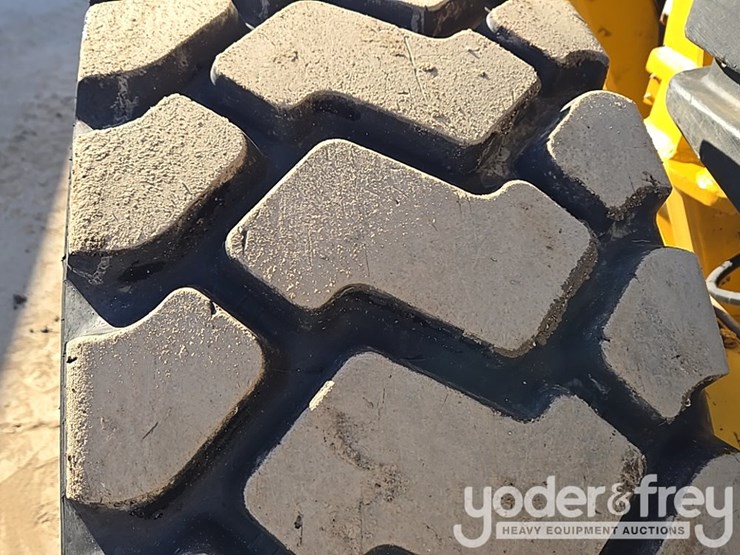 2005-caterpillar-140h-vhp-plus-image-12