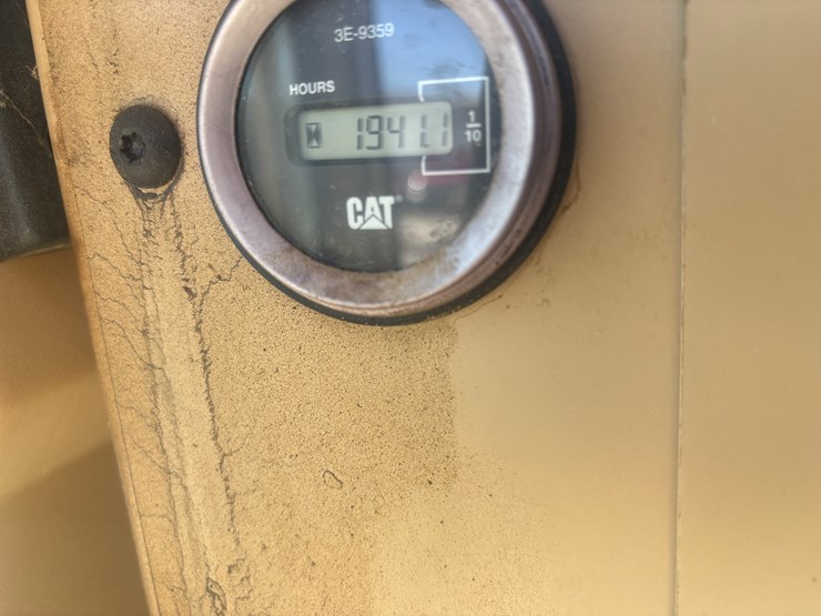 caterpillar-140h-vhp-image-39