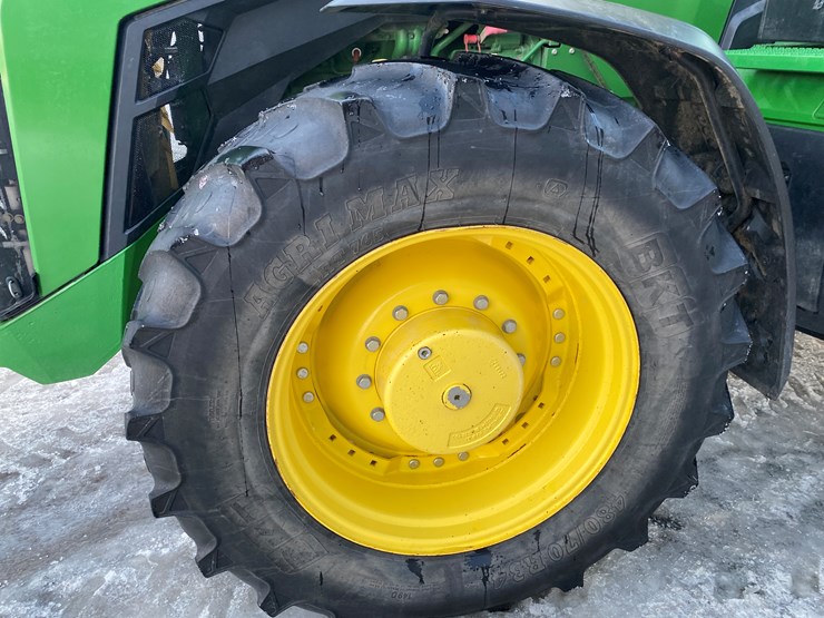 2022-john-deere-8r-280-image-22
