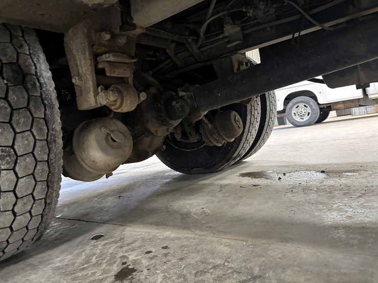 1987-peterbilt-379-image-69