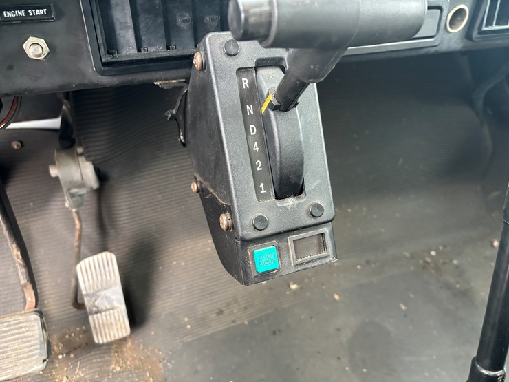 2002-international-4700-image-36