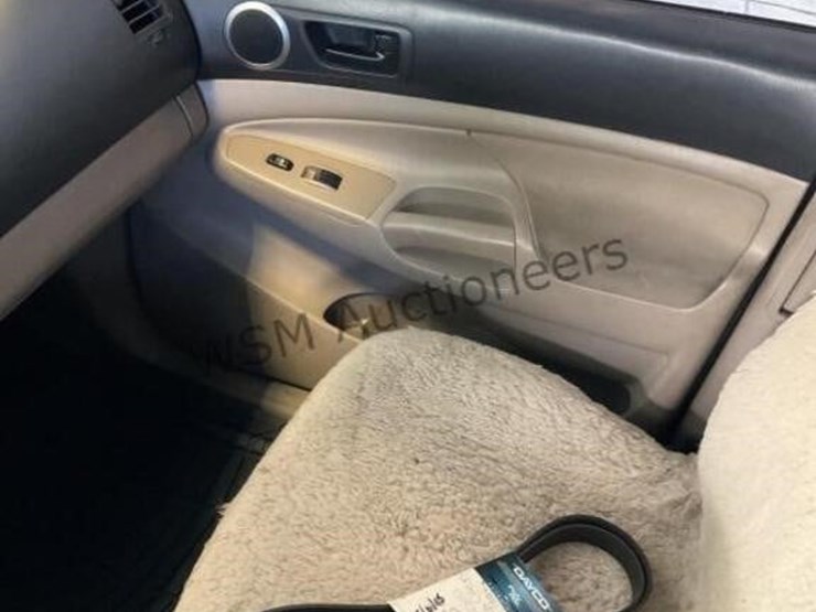 2005-toyota-tacoma-image-20