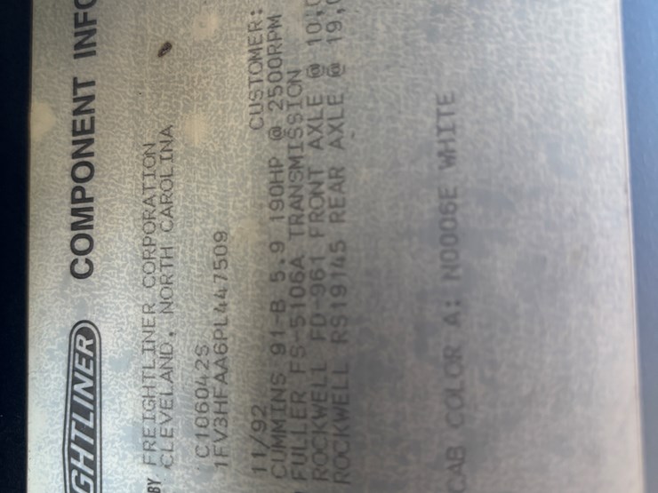 freightliner-fl70-image-65