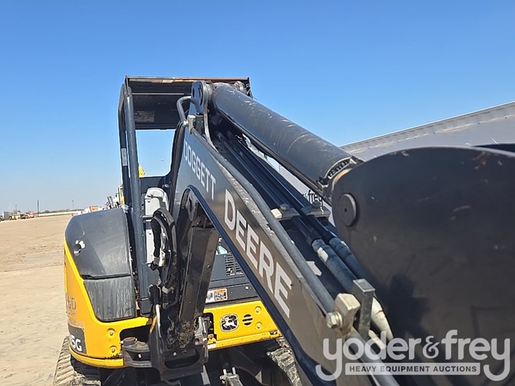 2020-deere-35g-image-53