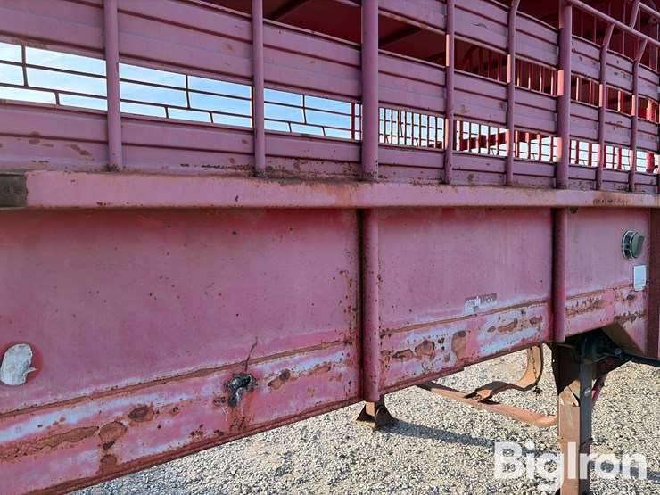 1990-gooseneck-s/a-livestock-trailer-image-10