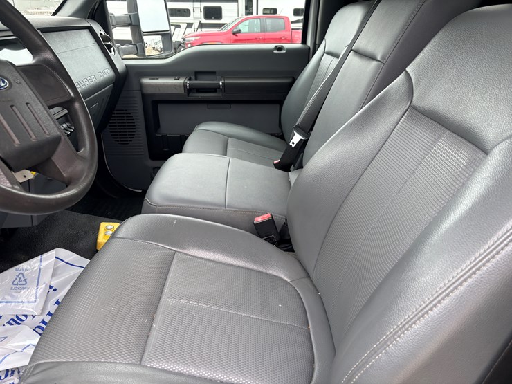 2010-ford-f450-image-31