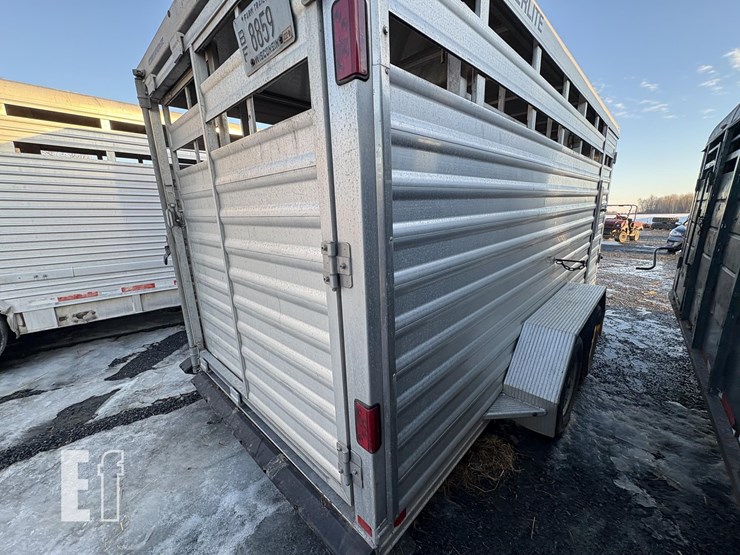 2012-featherlite-16-ft-image-4