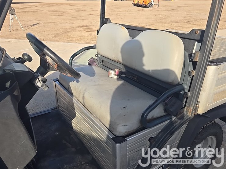 2018-club-car-carryall-300-image-30