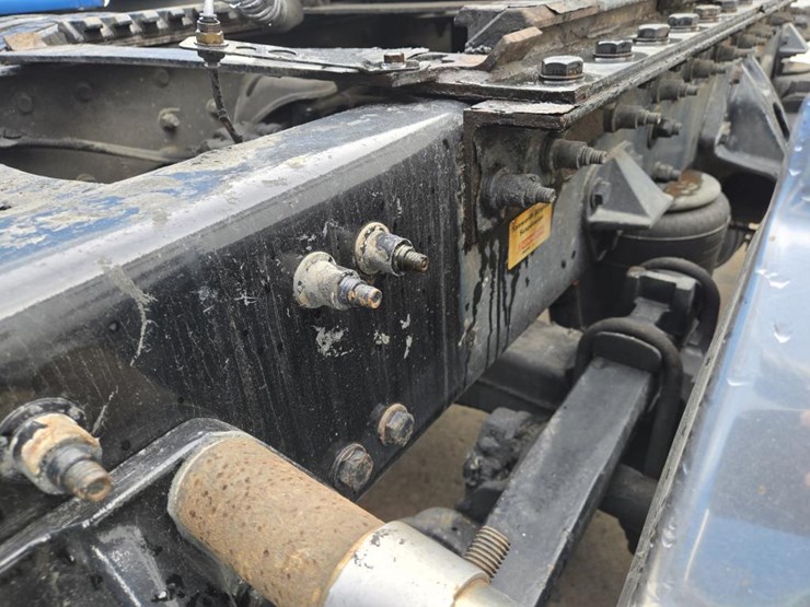 2019-kenworth-t680-image-32