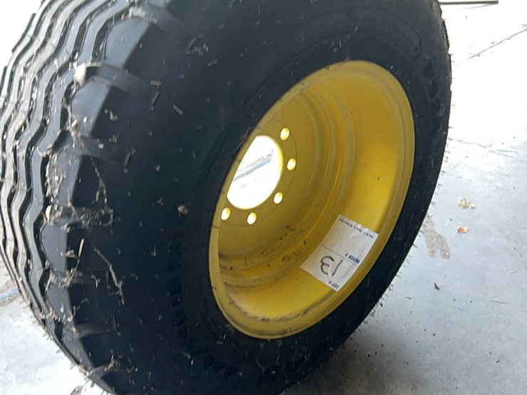 brand-new-john-deere-air-seeder-tire-and-rim,-size-is-140/55/r18-￼-image-19