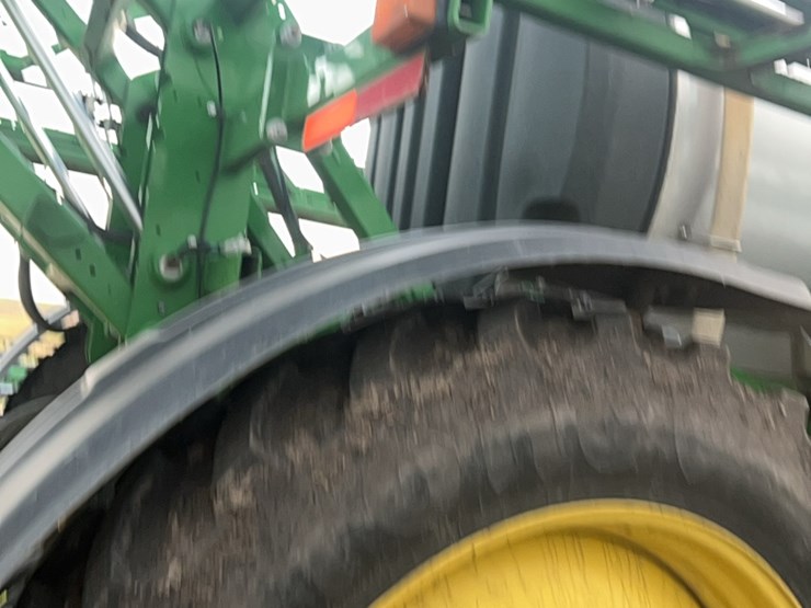 2014-john-deere-r4030-image-126