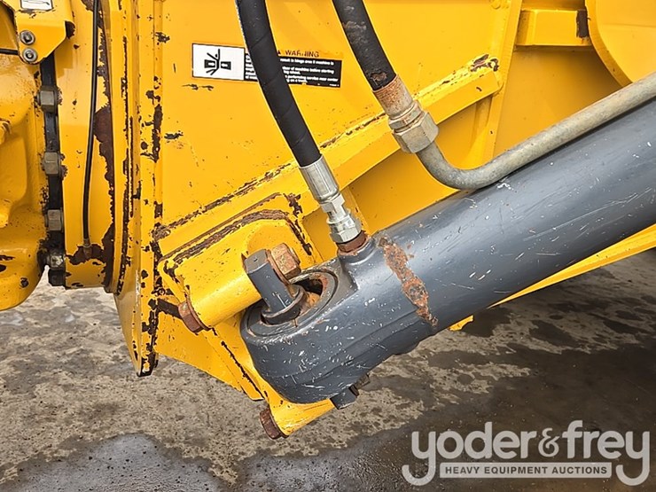 2019-deere-460e-image-40