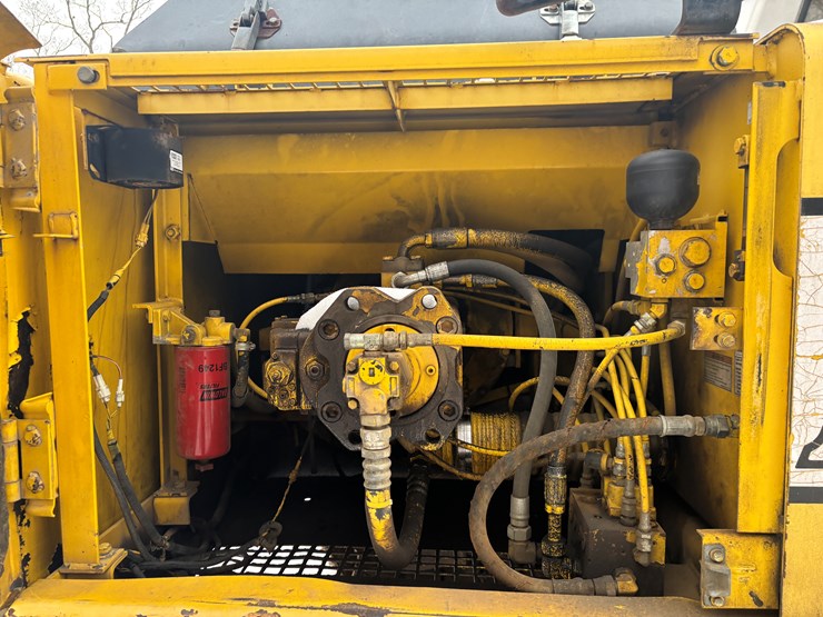 #2283-•-kobelco-sk-220-mark-iv-excavator-image-20