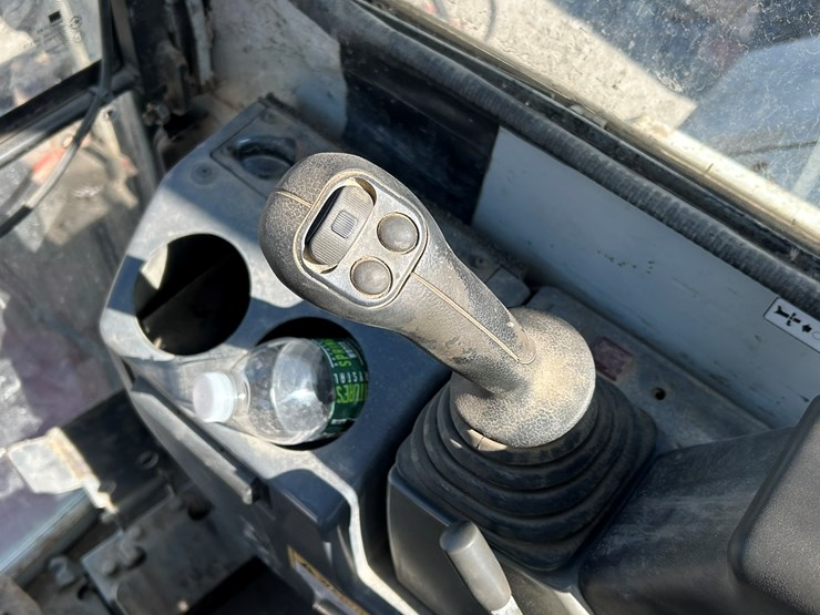 takeuchi-tb180fr-image-62