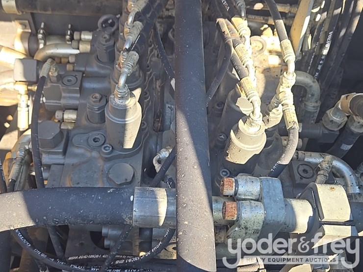 2017-volvo-ec350el-image-49