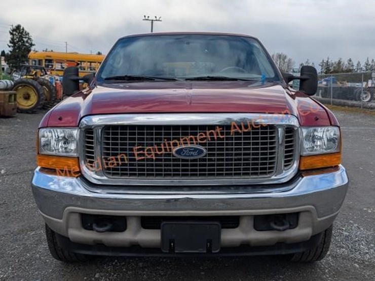 2000-ford-excursion-limited-image-2