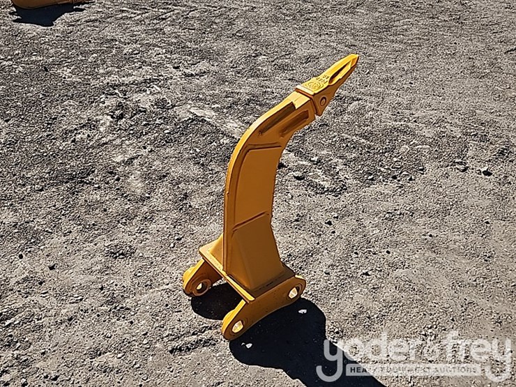 caterpillar-303-image-3