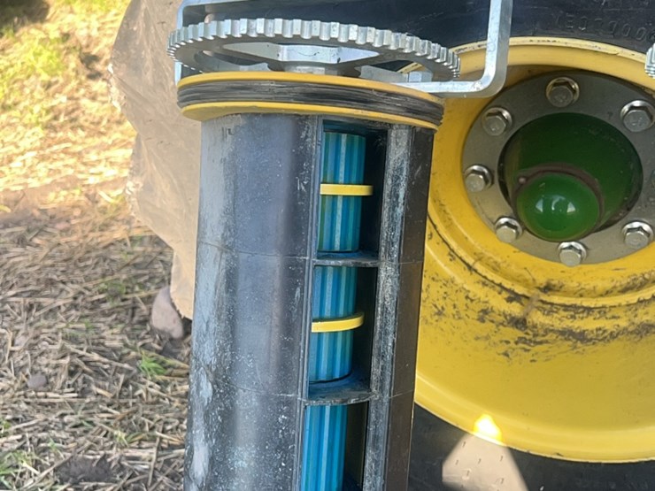 2018-john-deere-1910-image-228