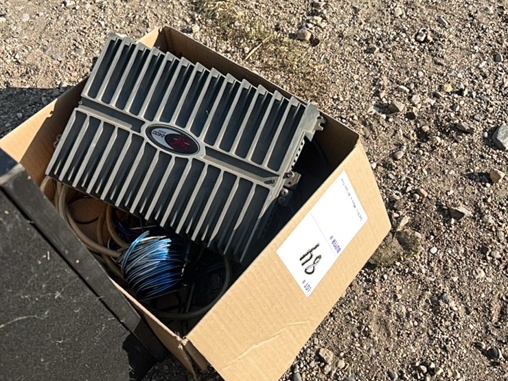 deluxe-speaker-system-for-car-or-tractor-image-35