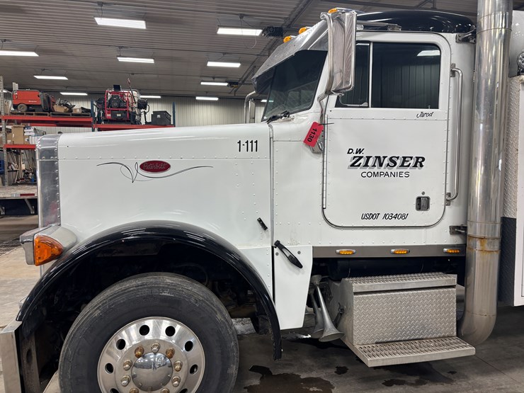 1987-peterbilt-379-image-8