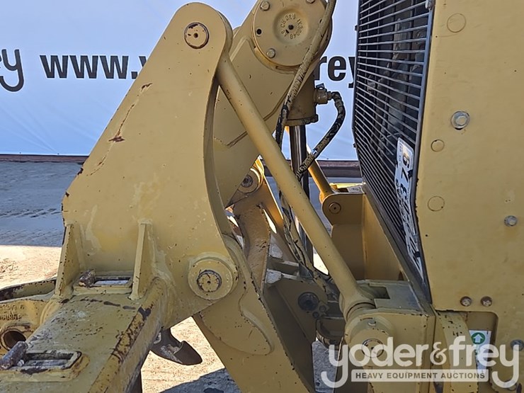 2005-caterpillar-140h-vhp-plus-image-64