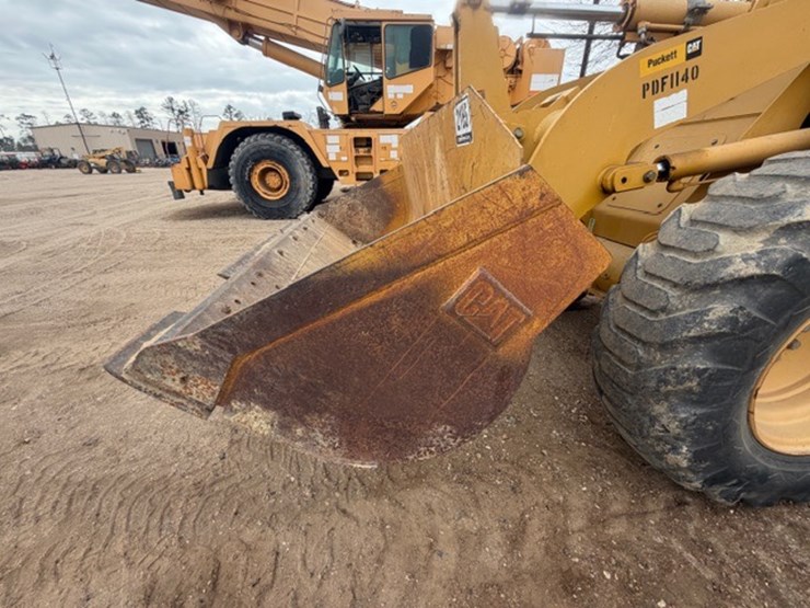 caterpillar-914g-image-26