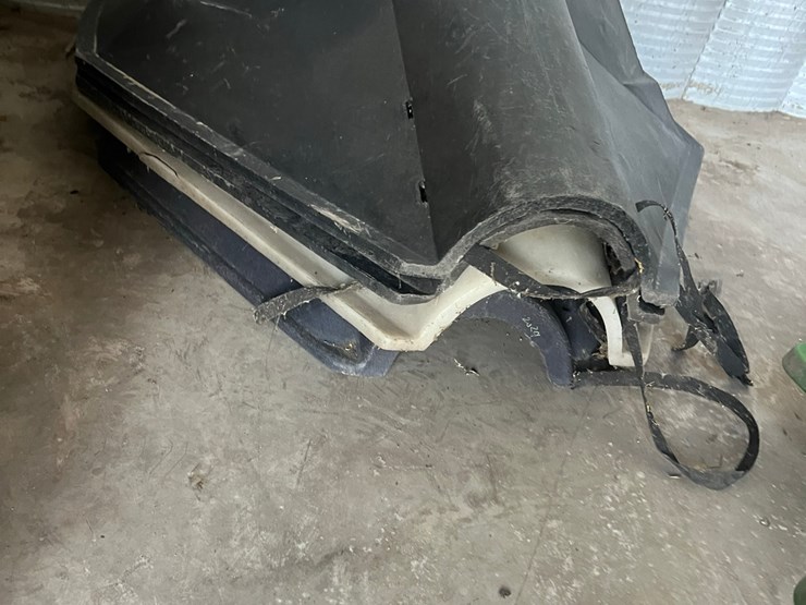 (4)-grain-hoppers,-all-are-good-shape,-winner-takes-all-4-image-13