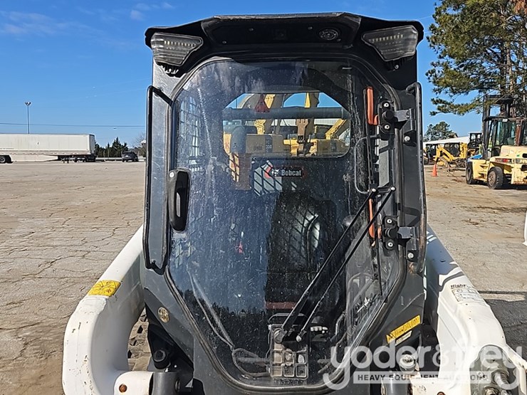 2021-bobcat-t66-image-24