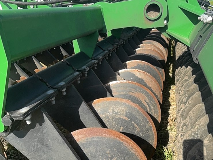 2023-john-deere-h-image-70