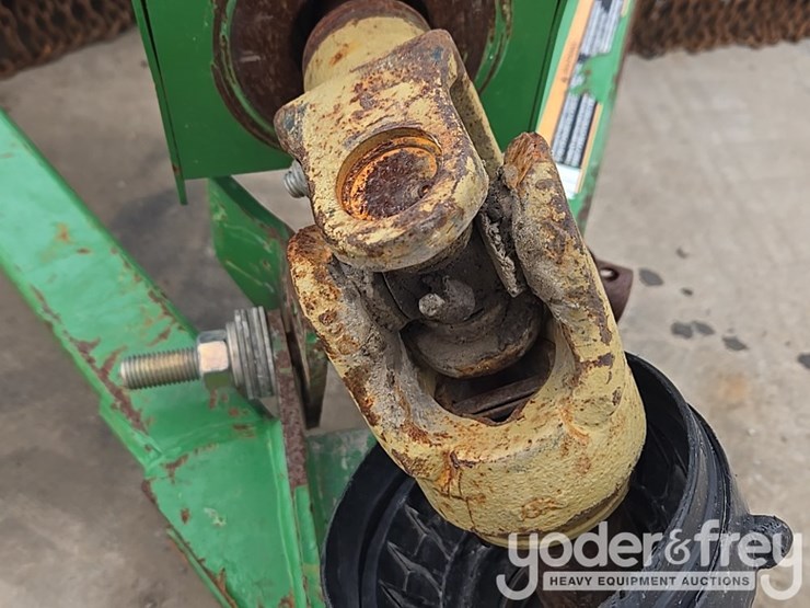 2020-john-deere-mx10-image-17