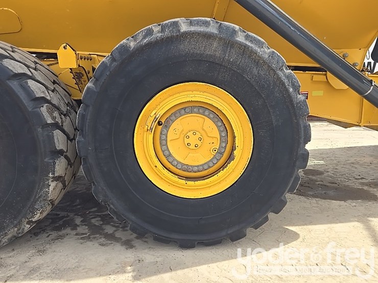 2018-deere-460e-image-17