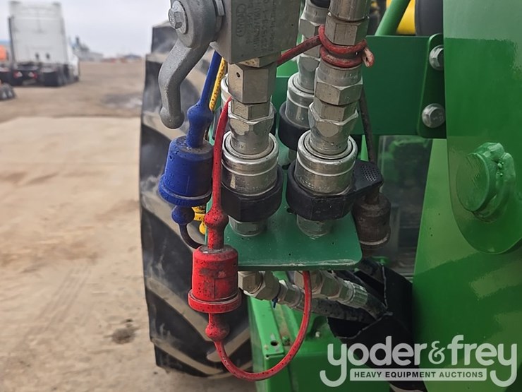 2020-john-deere-5075e-image-35