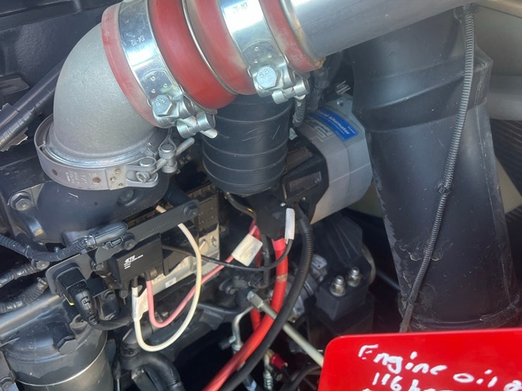 2023-case-ih-8250-image-36