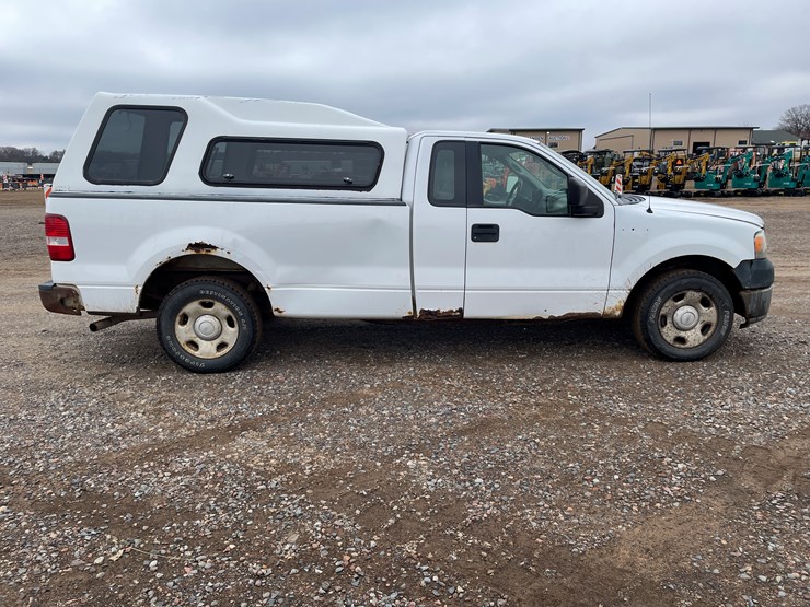 2005-ford-f150-xl-image-8