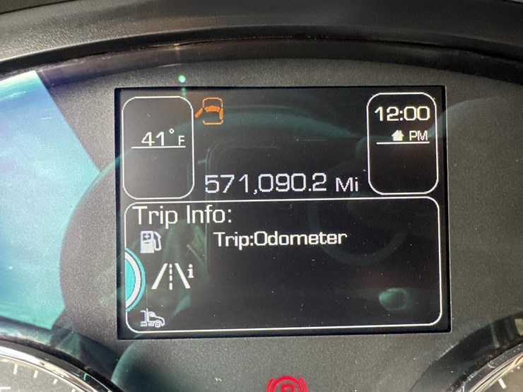 2020-kenworth-t680-image-41