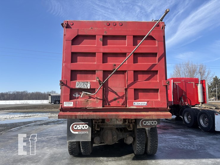 1984-ford-l8000-image-3